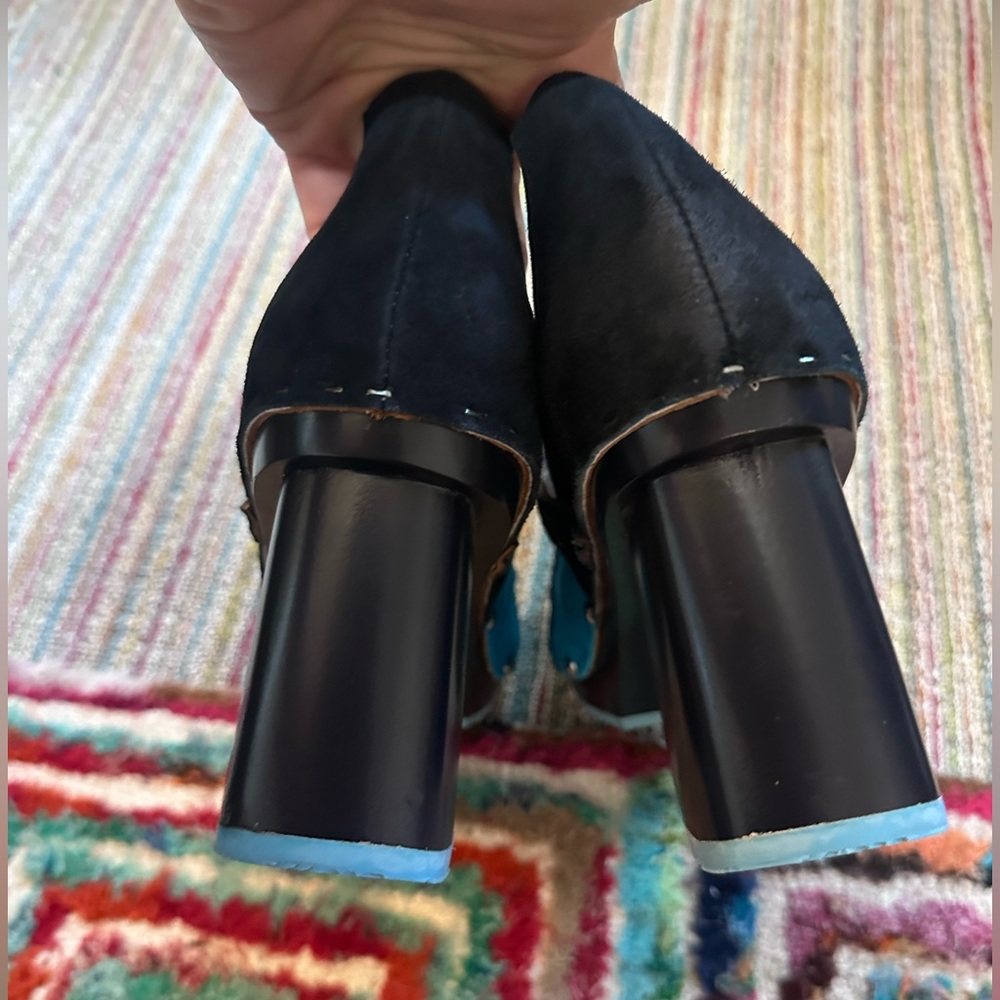 Fluevog NEARLY NEW Summer of Love Amor 60s-inspired blue suede clog-6.5 (fits 7) - Picture 6 of 16